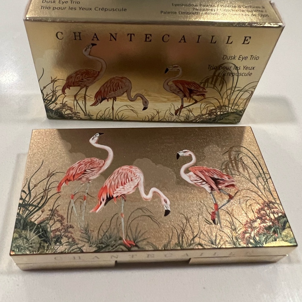 Chantecaille Flamingo eye shadow palette- Dusk